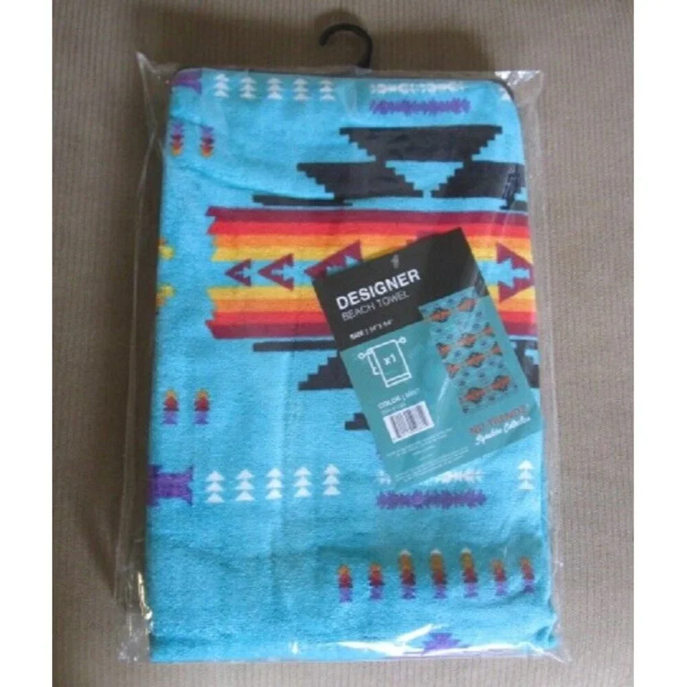 New Mint Oversized Southwest Bath Beach Pool Gift Towel Aztec NIP 34x64